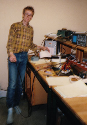 ekg.jpg (32569 bytes)